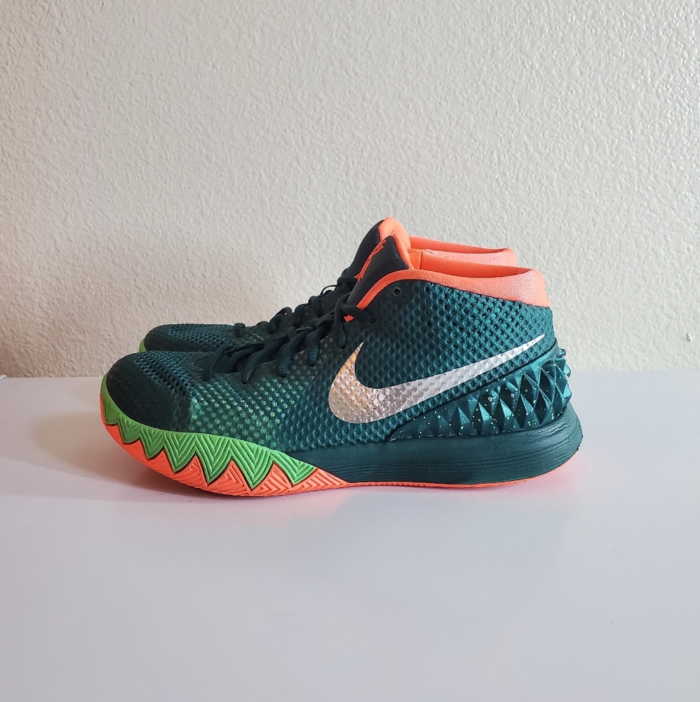 🔥 Nike Kyrie Venus Flytrap